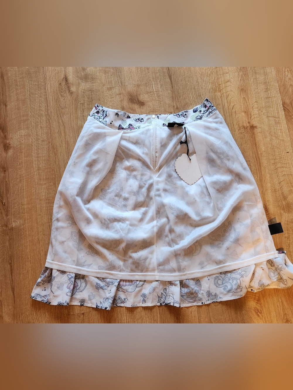 Sourpuss Clothing Creep Heart Cat Swing Skirt - Picture 4 of 9
